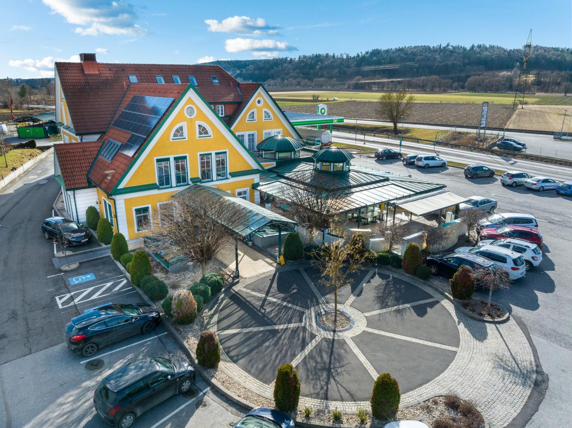Hotel Rasthaus Zum Dokl Gleisdorf Zewnętrze zdjęcie