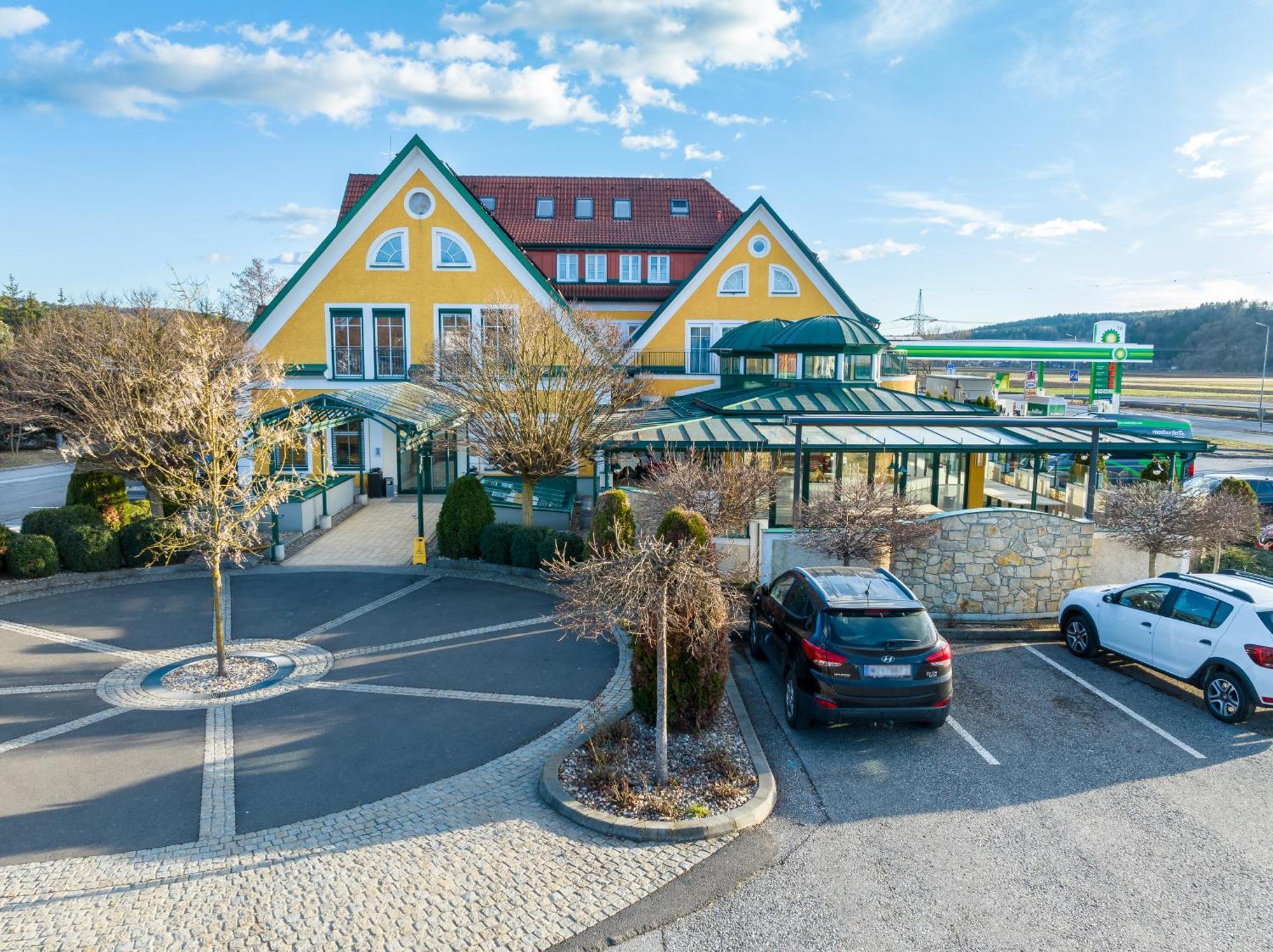 Hotel Rasthaus Zum Dokl Gleisdorf Zewnętrze zdjęcie
